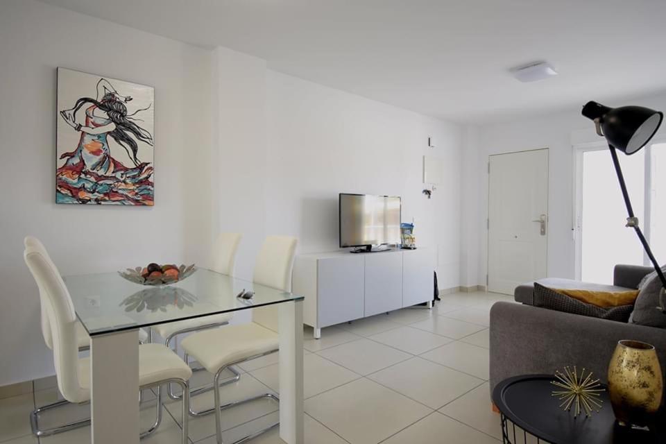 Hillasol Vakantiewoning El Pinet Beach La Marina Bagian luar foto