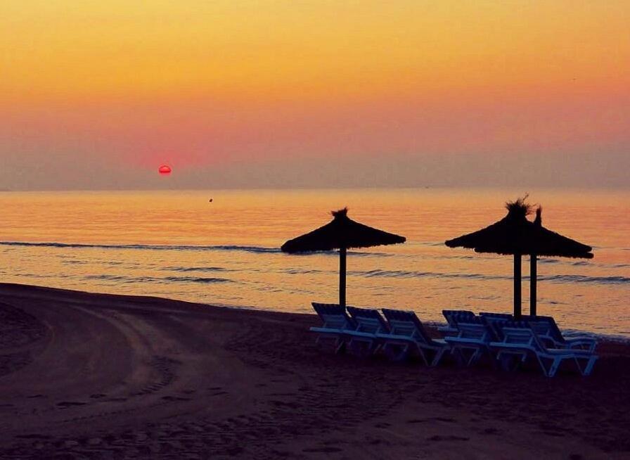 Hillasol Vakantiewoning El Pinet Beach La Marina Bagian luar foto